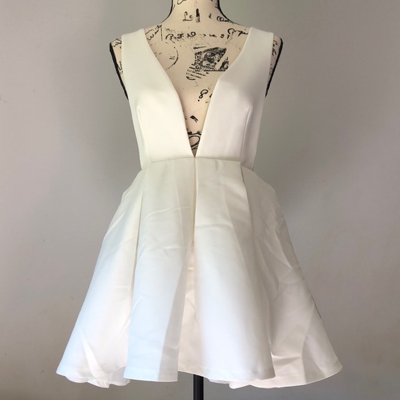 Dresses & Skirts - Low V Neck Dress with full skirt